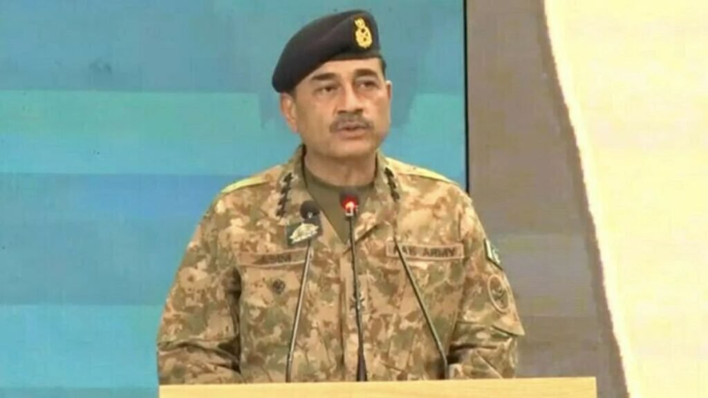 Why Are Pakistan’s Army Officers Visiting Sensitive Bases in Bangladesh? 2 Asim Munir